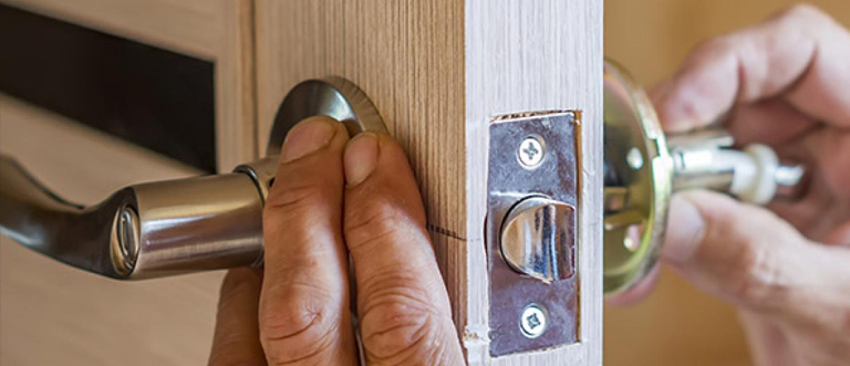 24 hour residential locksmith Valle Vista